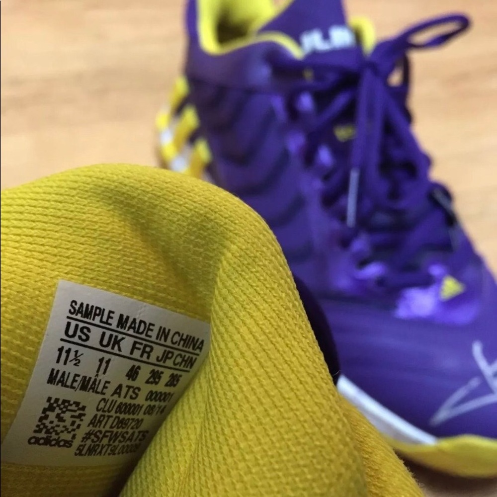 Jeremy Lin game used shoes